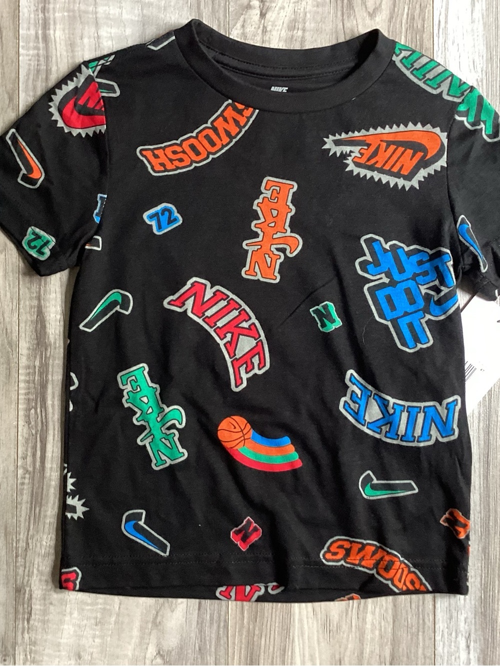 Nike tee & shorts outfit boys size 4T/4(NWT) ~FIRM, NO OFFERS~ - Picture 3 of 4